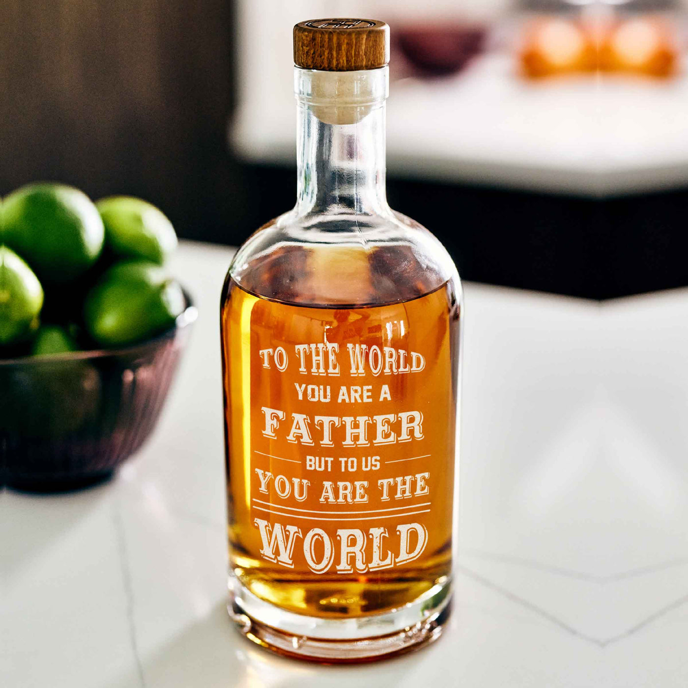 Customizable Decanter "Dad is the World" - Personalized Glass Bottle Gift